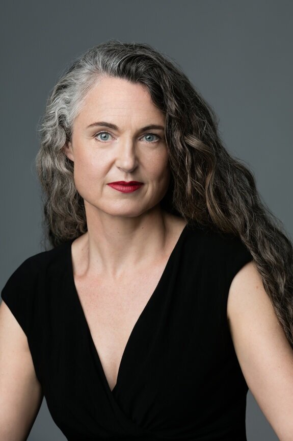 Books in Order: Engaging Guide to Jennifer Steil’s Novels