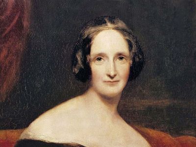 Books in Order: A Comprehensive Guide to Mary Shelley’s Works