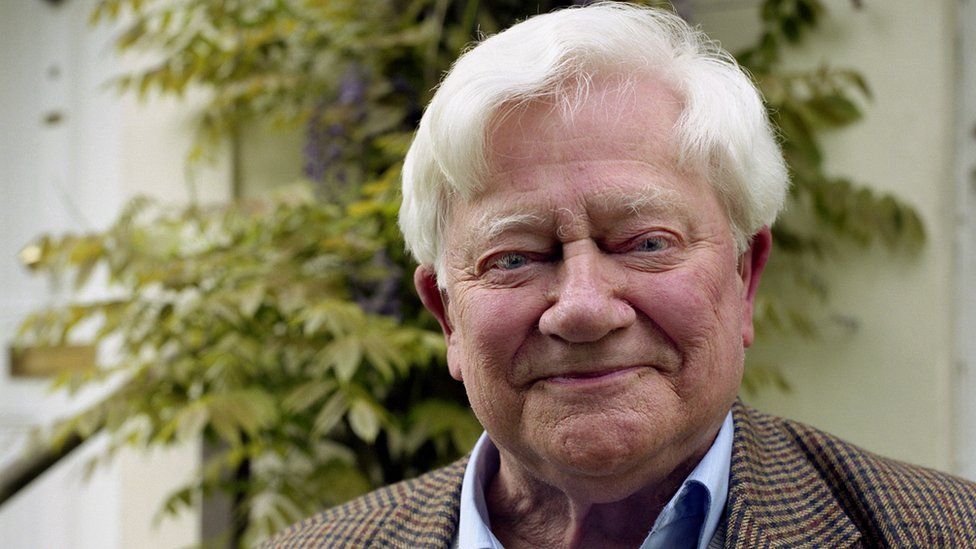 Books in Order: Enjoy an Organized Journey through Richard Adams’ Novels