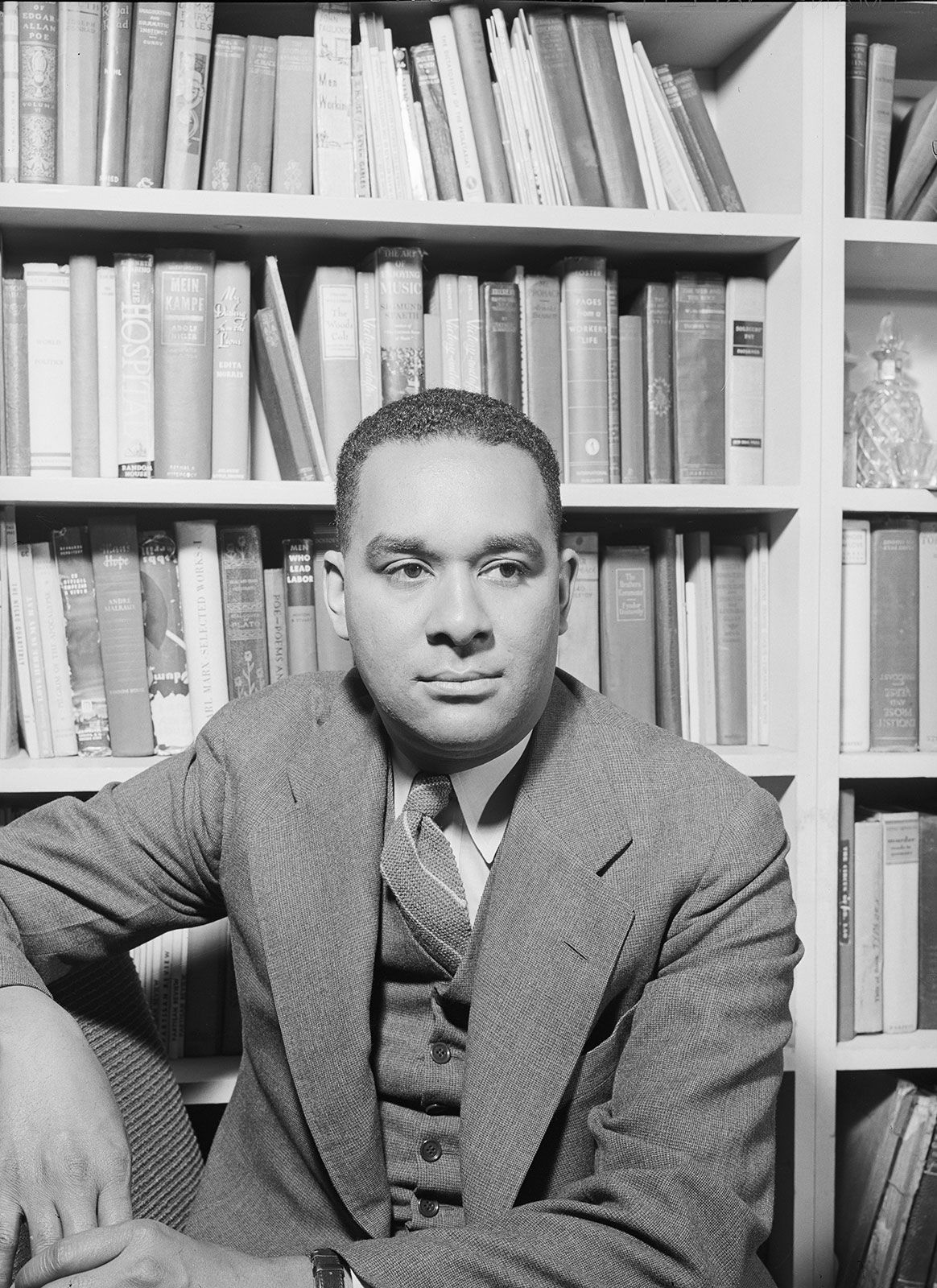 Books in Order: A Comprehensive Guide to Richard Wright’s Works
