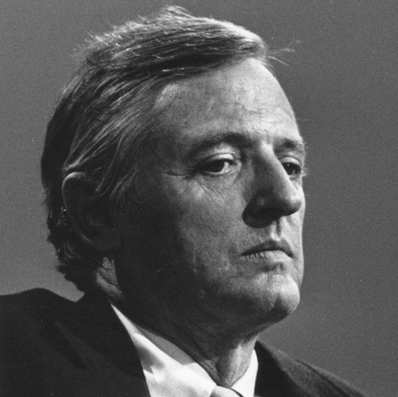 Books in Order: Comprehensive Reading Guide for William F Buckley Jr’s Works